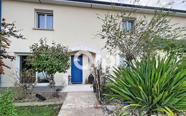 Maison à vendre    7 pièces • 152 m2 Saint-Pantaléon-de-Larche