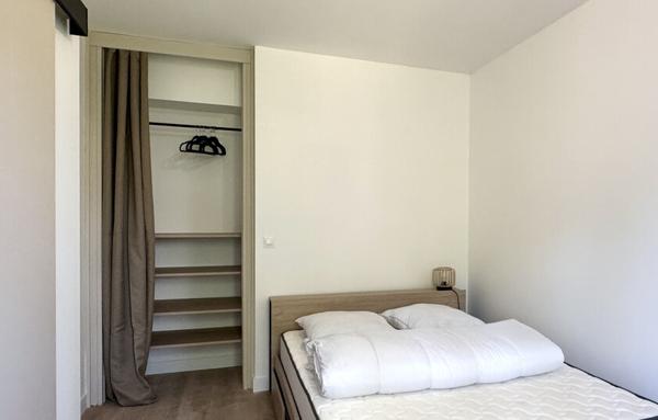 À louer   T2 meublé entièrement rénové avec accès jardin et vue rivière