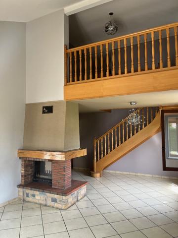Villa 7 pièce(s) 152 m2 avec piscine chauffée