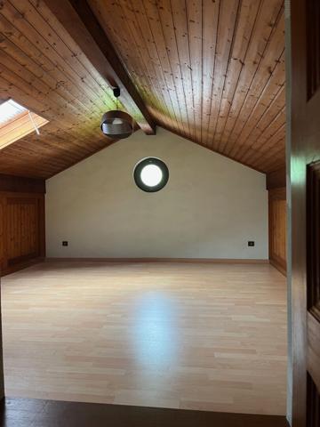 Villa 7 pièce(s) 152 m2 avec piscine chauffée