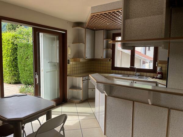 Villa 7 pièce(s) 152 m2 avec piscine chauffée