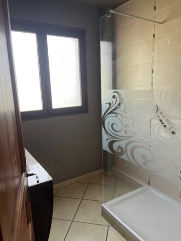 Villa 7 pièce(s) 152 m2 avec piscine chauffée