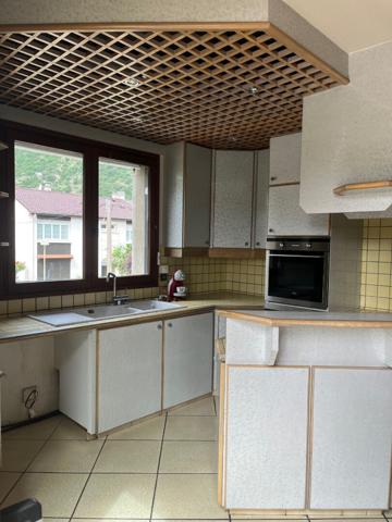 Villa 7 pièce(s) 152 m2 avec piscine chauffée