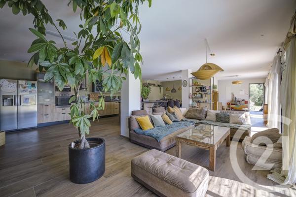 Maison à vendre  4 pièces - 220 m2 ANTIBES - 06