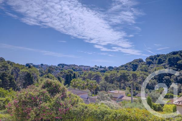 Maison à vendre  4 pièces - 220 m2 ANTIBES - 06