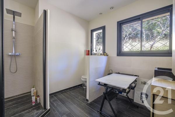 Maison à vendre  4 pièces - 220 m2 ANTIBES - 06