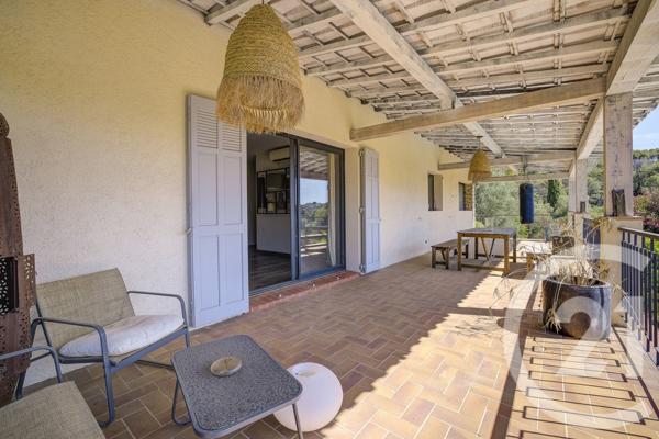 Maison à vendre  4 pièces - 220 m2 ANTIBES - 06