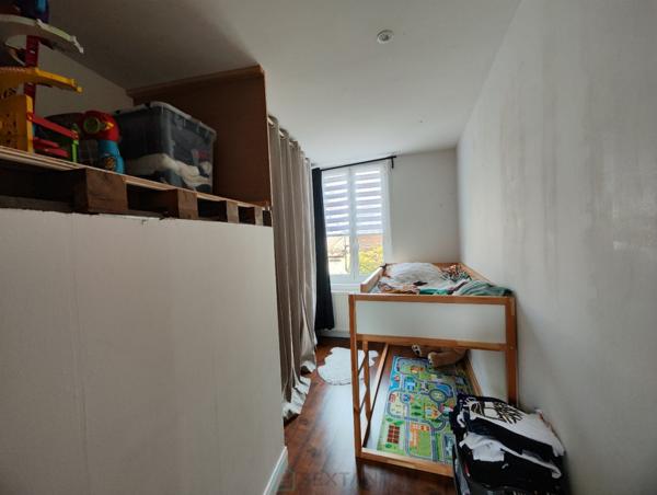 Charmante maison proche écoles et lycée  Jardin & terrasse