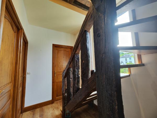 Charmante maison proche écoles et lycée  Jardin & terrasse