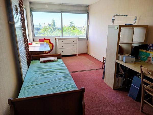 Spacieux 4P 101M2 à qqs mn à pied de la Gare RER de Cergy-Préfecture