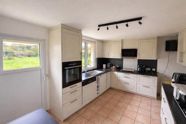 Maison familiale 170 m² – 4 chambres – Grand terrain – DPE B
