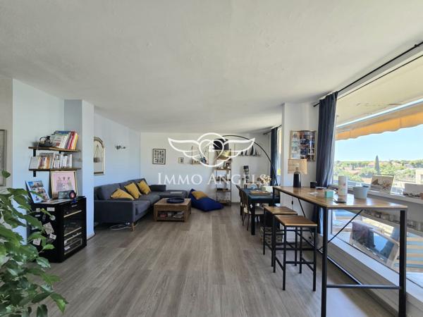 T3 LUMINEUX ESPRIT 70’S, BALCON XL & VUE DÉGAGÉE MONTPELLIER CŒUR DE VILLE