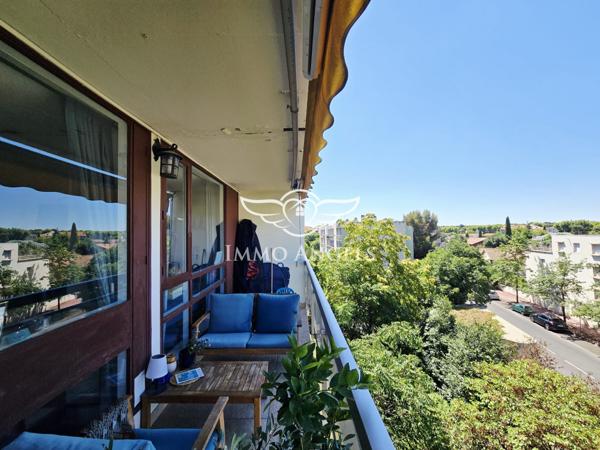 T3 LUMINEUX ESPRIT 70’S, BALCON XL & VUE DÉGAGÉE MONTPELLIER CŒUR DE VILLE