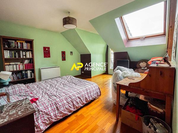 Sartrouville - Union - Maison 7 pièces 149.80 m2 €549 000 ** - Référence 9530