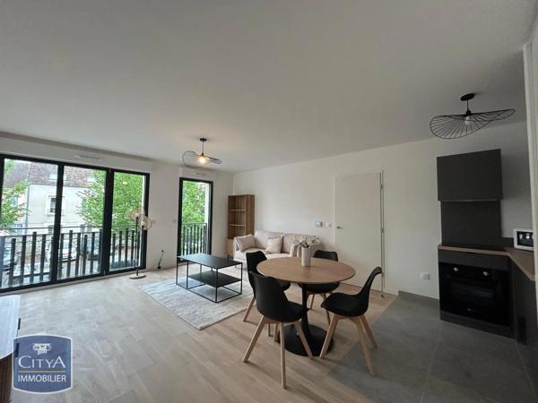 Appartement à louer 2 pièces 43.6m² Étampes (91150)