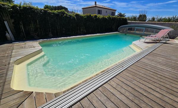 Maison familiale 200 m²,  5 chambres dt 2 au rdc, à 1 km du port du Brusc