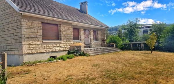 Vente                                                      Maison
                        
                     4 pièces                      100 m2                     à Maromme