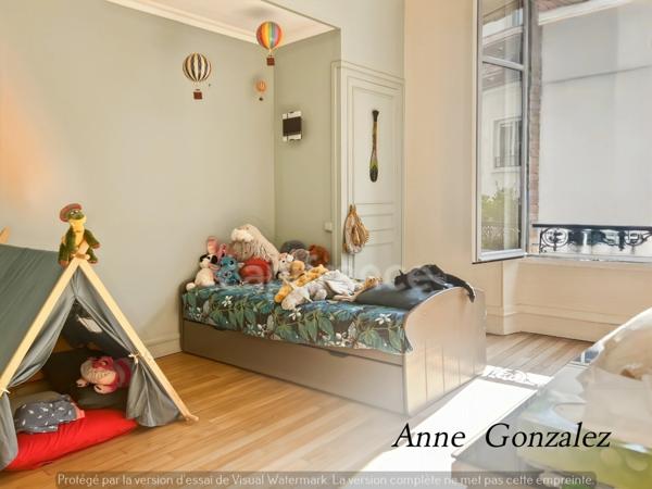 ORLEANS Carré OR, à vendre grande Maison Bourgeoise entièrement rénovée par Architecte d'intérieur avec patio intérieur et jacuzzi à l'abri des regards