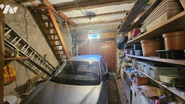 LA BIOLLE, corps de ferme de 112m2 au calme avec 9 000m2 de terrain agricole NON LOUE