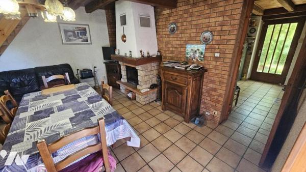 LA BIOLLE, corps de ferme de 112m2 au calme avec 9 000m2 de terrain agricole NON LOUE