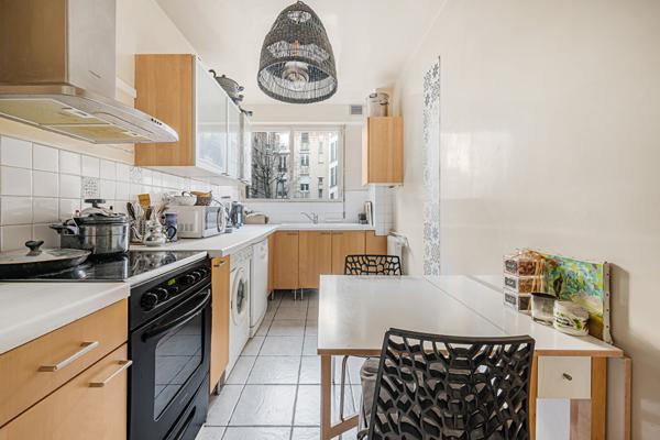 Paris 16 - Spacieux 4 pièces meublé dans la rue la plus prisée de Passy