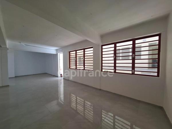 A louer – Local professionnel 60 m² – Fort-de-France - Quartier Bellevue