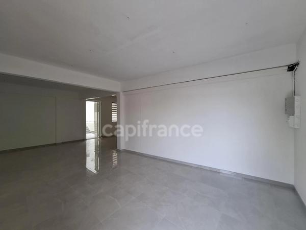 A louer – Local professionnel 60 m² – Fort-de-France - Quartier Bellevue