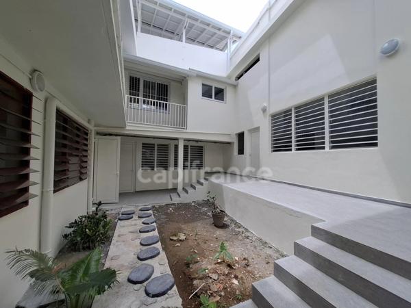 A louer – Local professionnel 60 m² – Fort-de-France - Quartier Bellevue