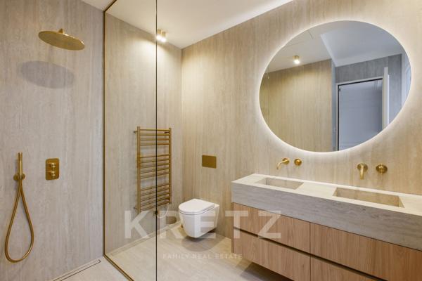 Appartement rénové de standing - Triangle d'or