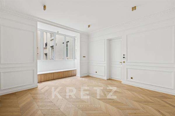 Appartement rénové de standing - Triangle d'or