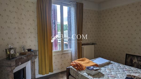 Maison sur Terrain 1063 m2 zone UDa CENTRE VILLE Achères Achères (78260)