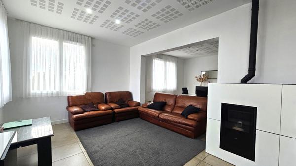 Maison - 11 pièces - 170 m²