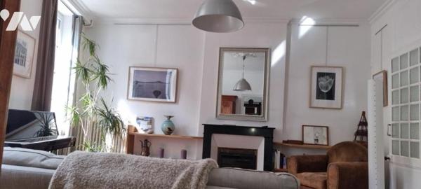 LA GUERCHE DE BGNE - Plein-centre-Maison atypique avec jardin