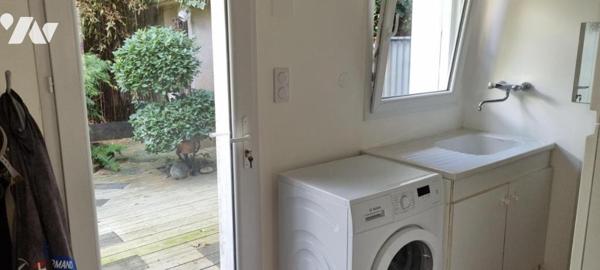 LA GUERCHE DE BGNE - Plein-centre-Maison atypique avec jardin