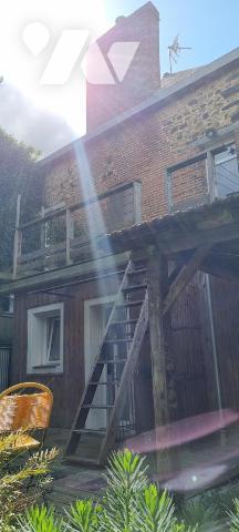 LA GUERCHE DE BGNE - Plein-centre-Maison atypique avec jardin