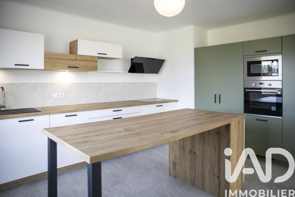 Maison à vendre 8 pièces 211 m² Courtisols