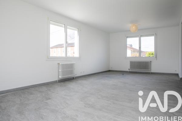 Maison à vendre 8 pièces 211 m² Courtisols