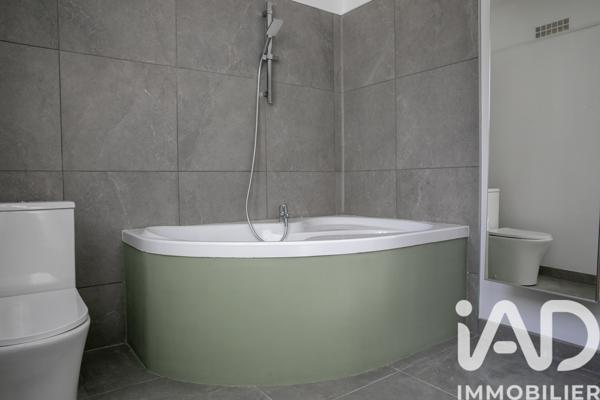 Maison à vendre 8 pièces 211 m² Courtisols