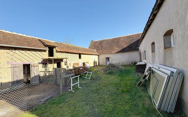 Maison à vendre    5 pièces •  Chabris