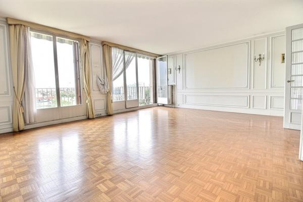 Appartement 4 pièces lumineux avec vue sur Paris à Bécon, Courbevoie
