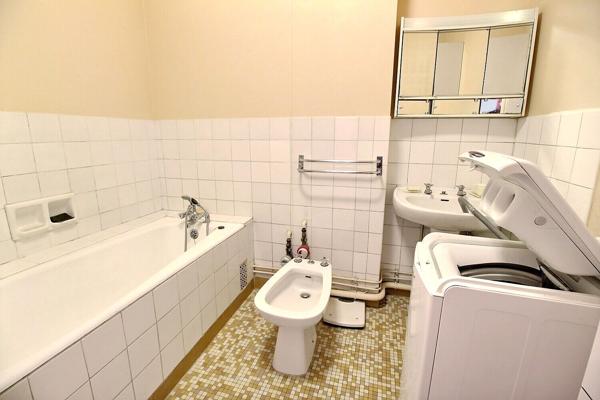 Appartement 4 pièces lumineux avec vue sur Paris à Bécon, Courbevoie