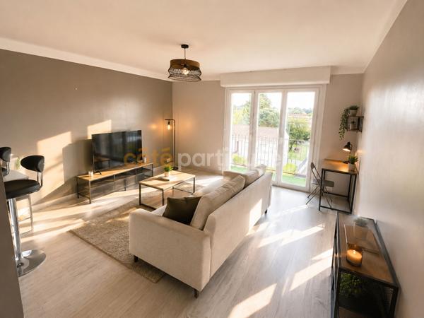 Vente
                Appartement49 m² - 2 Pièces -
                    LA ROCHE SUR YON (85000)