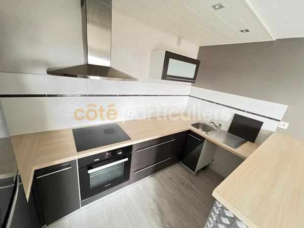Vente
                Appartement49 m² - 2 Pièces -
                    LA ROCHE SUR YON (85000)