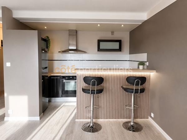Vente
                Appartement49 m² - 2 Pièces -
                    LA ROCHE SUR YON (85000)
