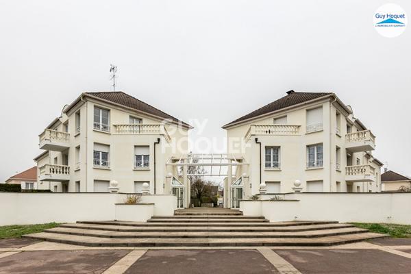 Studio Saint Pierre Du Perray - vendu loué