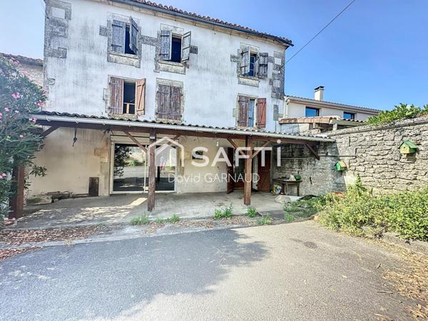 Ensemble immobilier avec charme de l’ancien à 15 minutes d’Angoulême