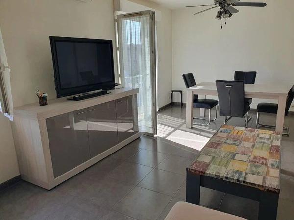 Vente Immeuble 15 pièces 303 m2 à Port-de-Bouc