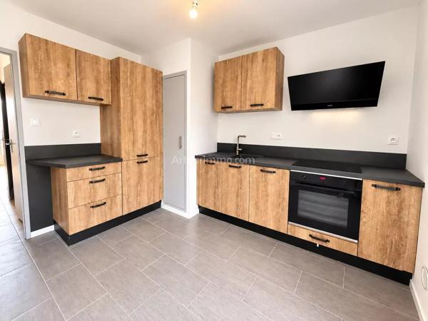 Vente                                                      Appartement
                        
                     2 pièces                      56 m2                     à Colmar