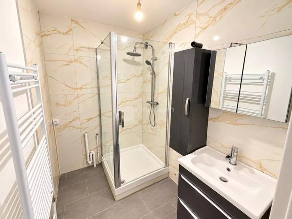 Vente                                                      Appartement
                        
                     2 pièces                      56 m2                     à Colmar