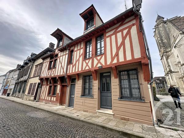 Appartement à vendre  3 pièces - 66,30 m 2   TROYES  - 10
